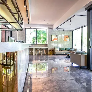 **** Hotel Aurea Kings Park Australia